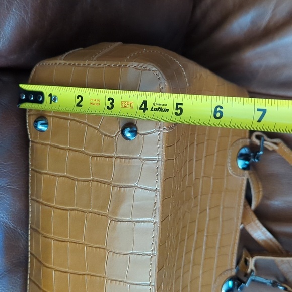 HP. Made in Italy Divina Firenze Embossed Alligator Leather 2-Way Bag - Picture 13 of 14